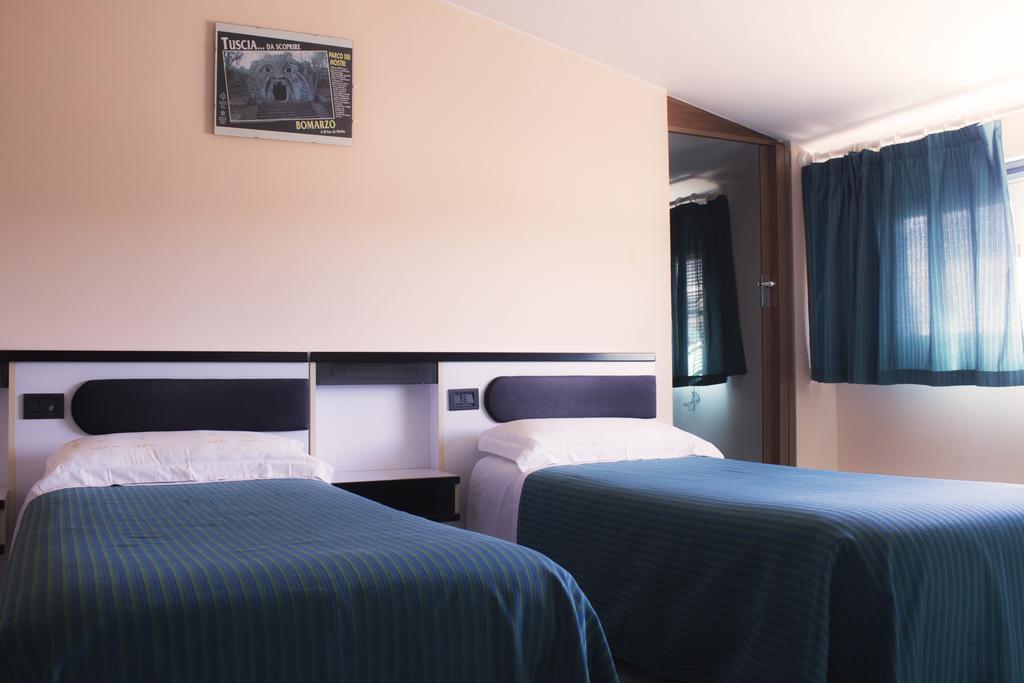 Hotel Falisco Fabrica di Roma Zimmer foto